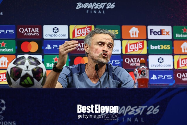 PSG 감독 챔스 결승전 관련 이미지